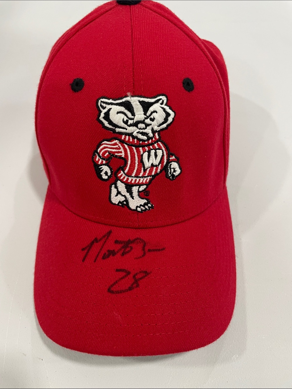 Wisconsin Badgers Bucky Badger old school Zephyr hat M/L Montee Ball autograph